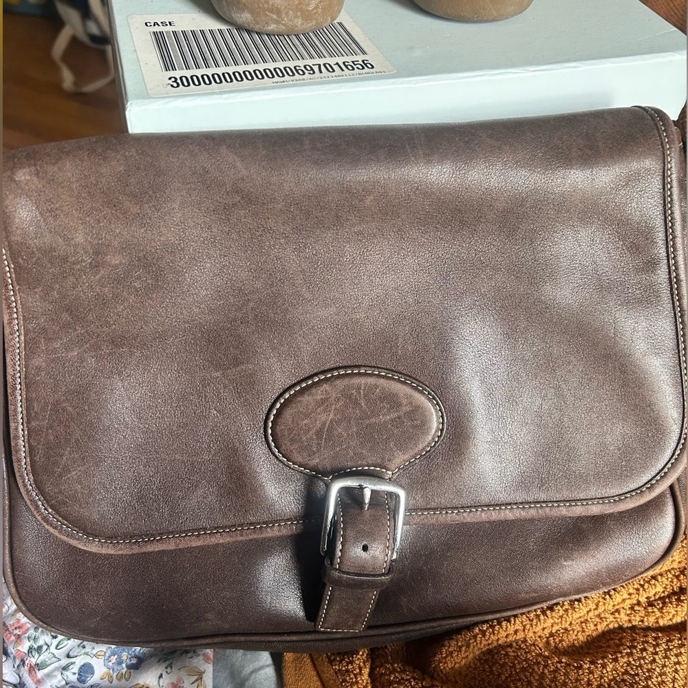 Vintage coach messenger, chocolate brown